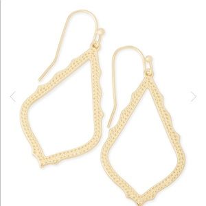 Kendra Scott Sophia Drop Earrings in Gold